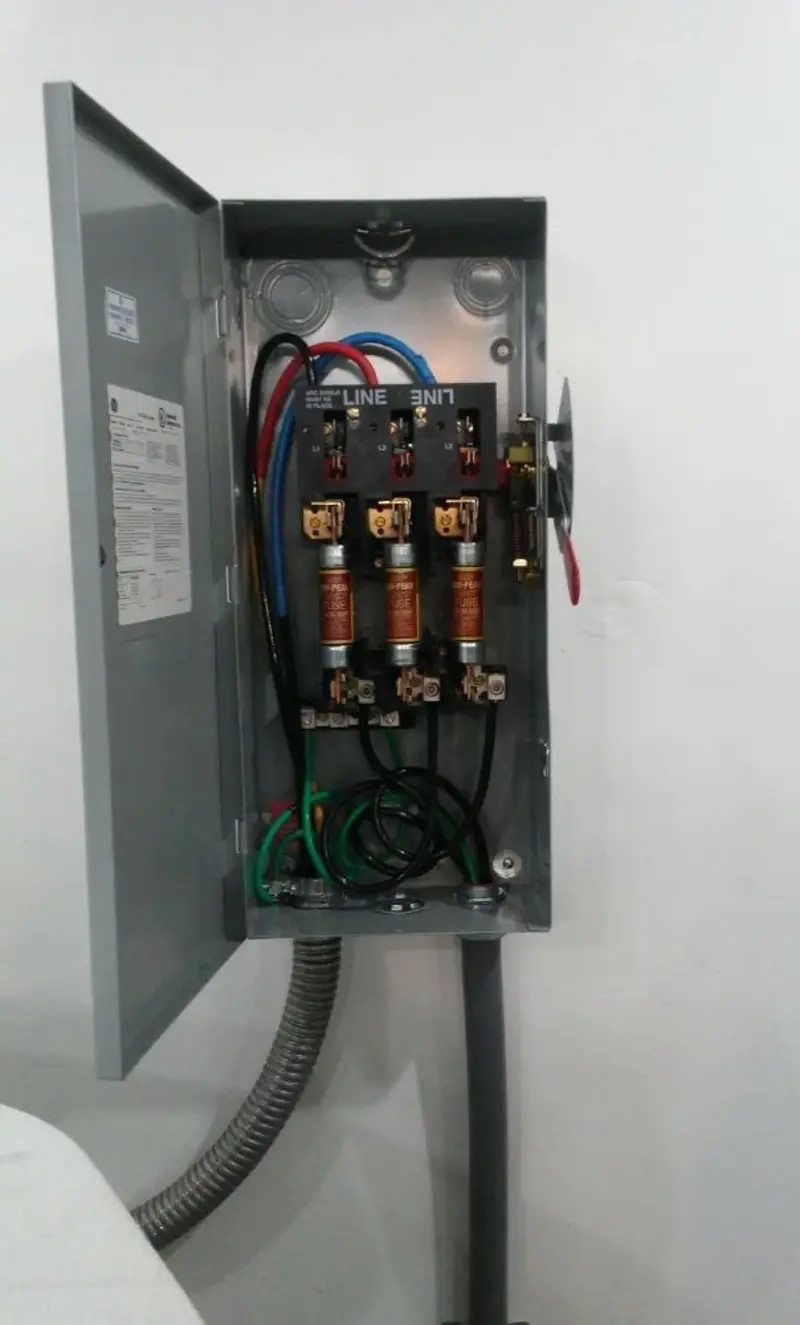 Three-phase disconnect switch installed for Smoke Detector Installation in DuPont